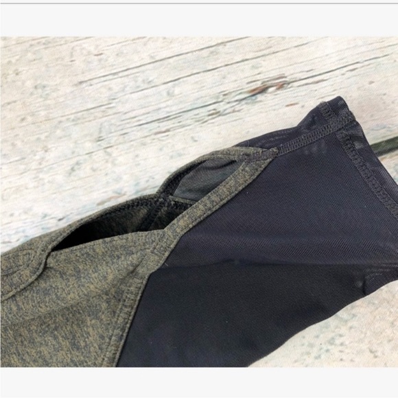 ◾️Free People Movement Capri Workout Legging With Mesh Cut Out Leg - Picture 4 of 5